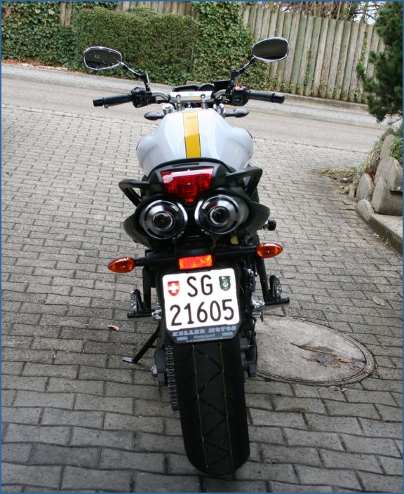FZ6_9
